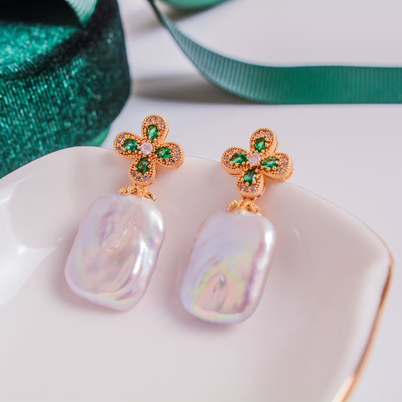 #AB054 Clover Baroque Pearl Earrings