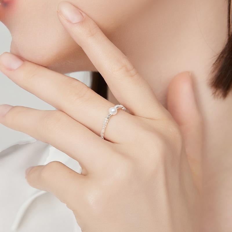 #AB136 Silver Pearl Ring