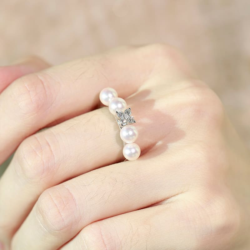 #AB075 Four-Leaf Clover Akoya White Pearl Rings