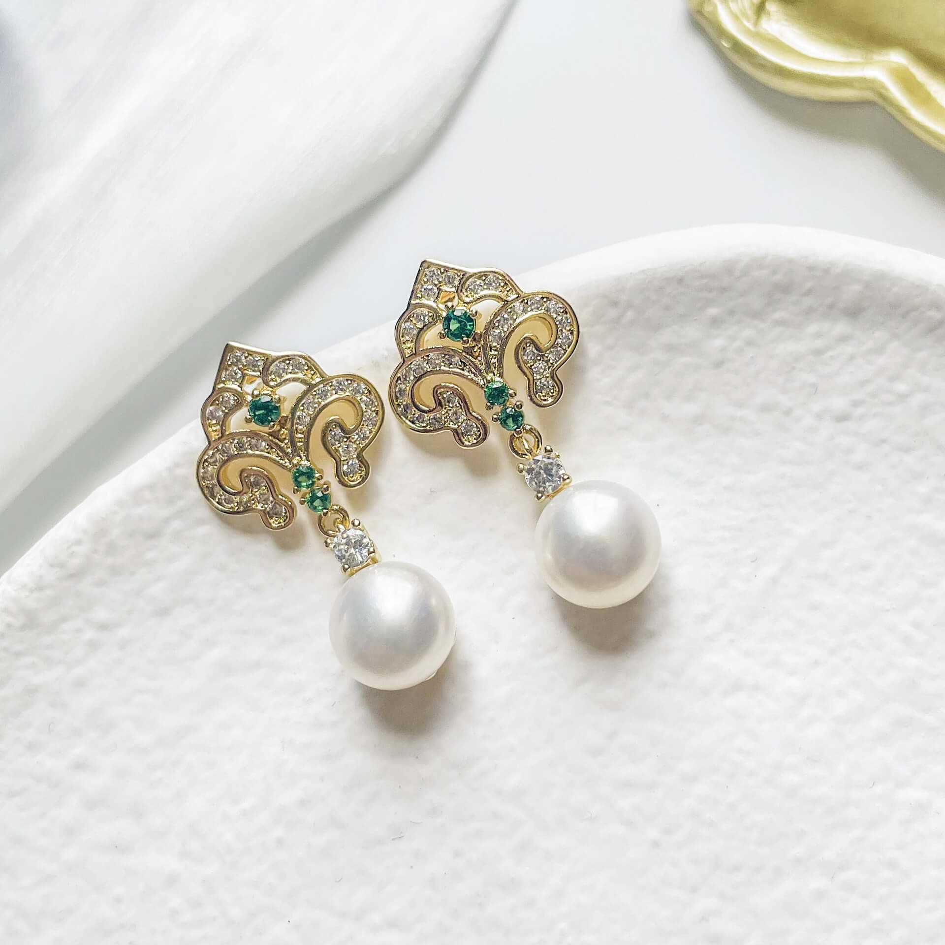 Zirconia Earring