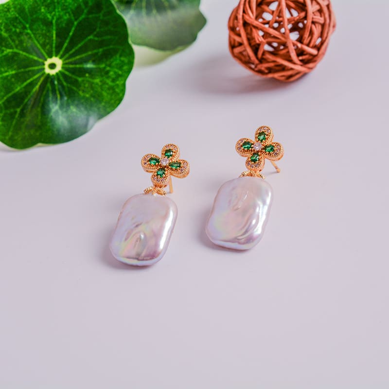 #AB054 Clover Baroque Pearl Earrings