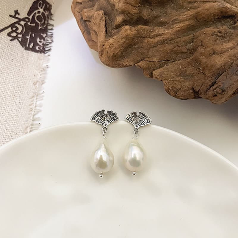 #AB138 Silverleaf Pearl Earring