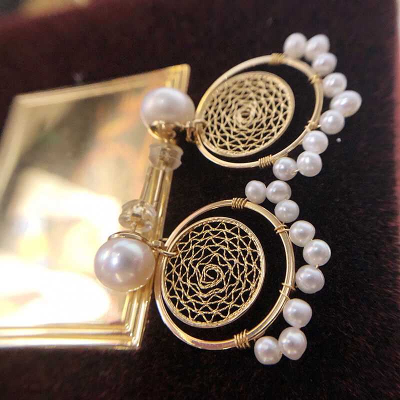 Vintage Hollow Earring