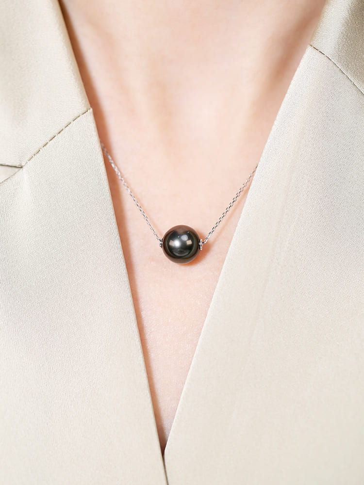 #AB146 Tahitian Round Pearl  Pendant