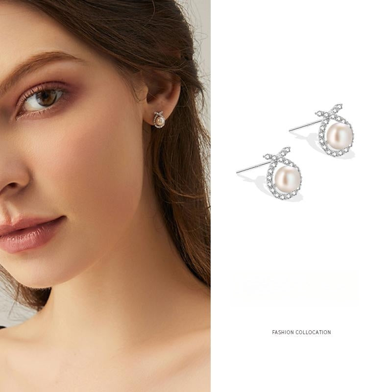 #AB023 Alphabet Pearl Earring