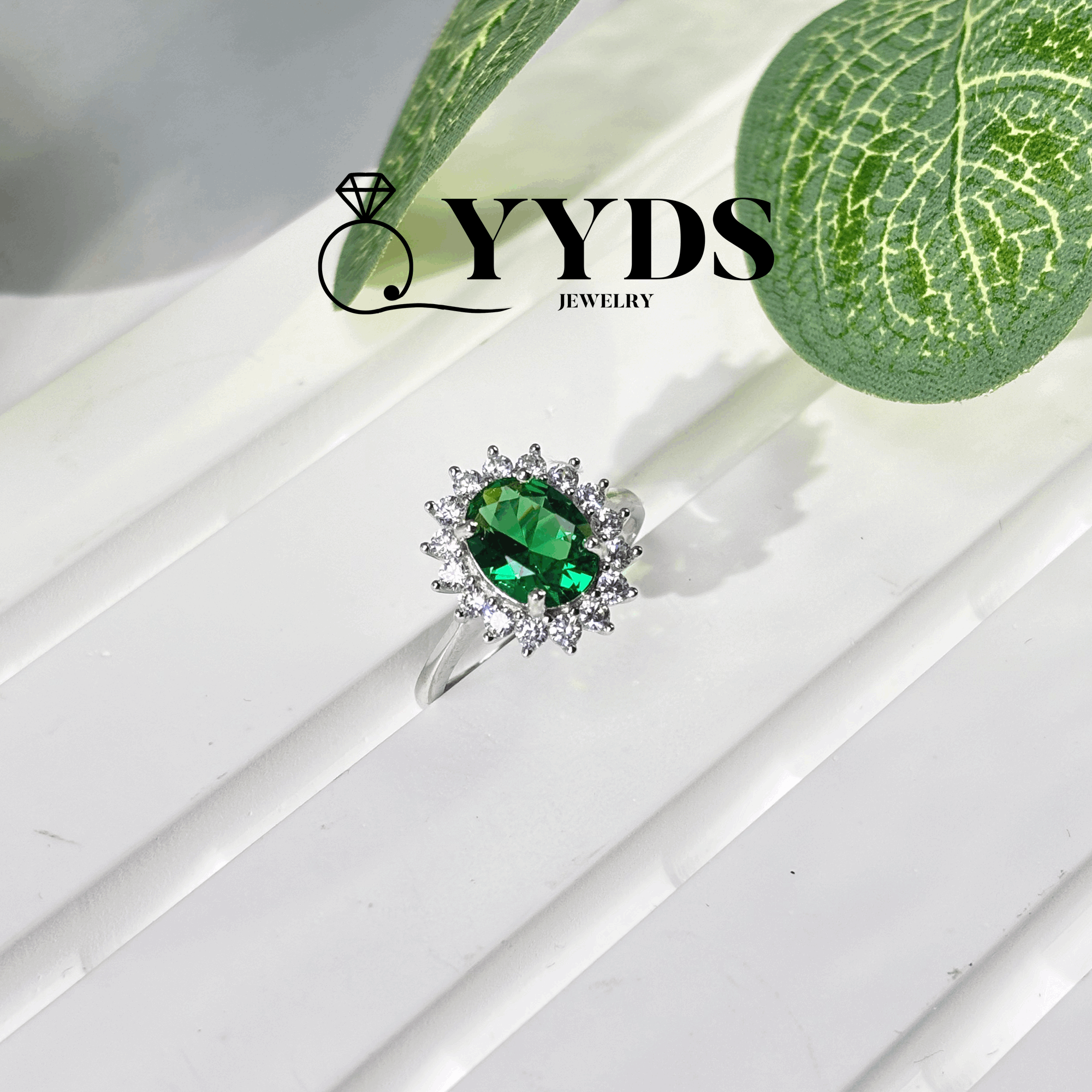 【#116】Cultured High Carbon Emerald 7*9mm Ring