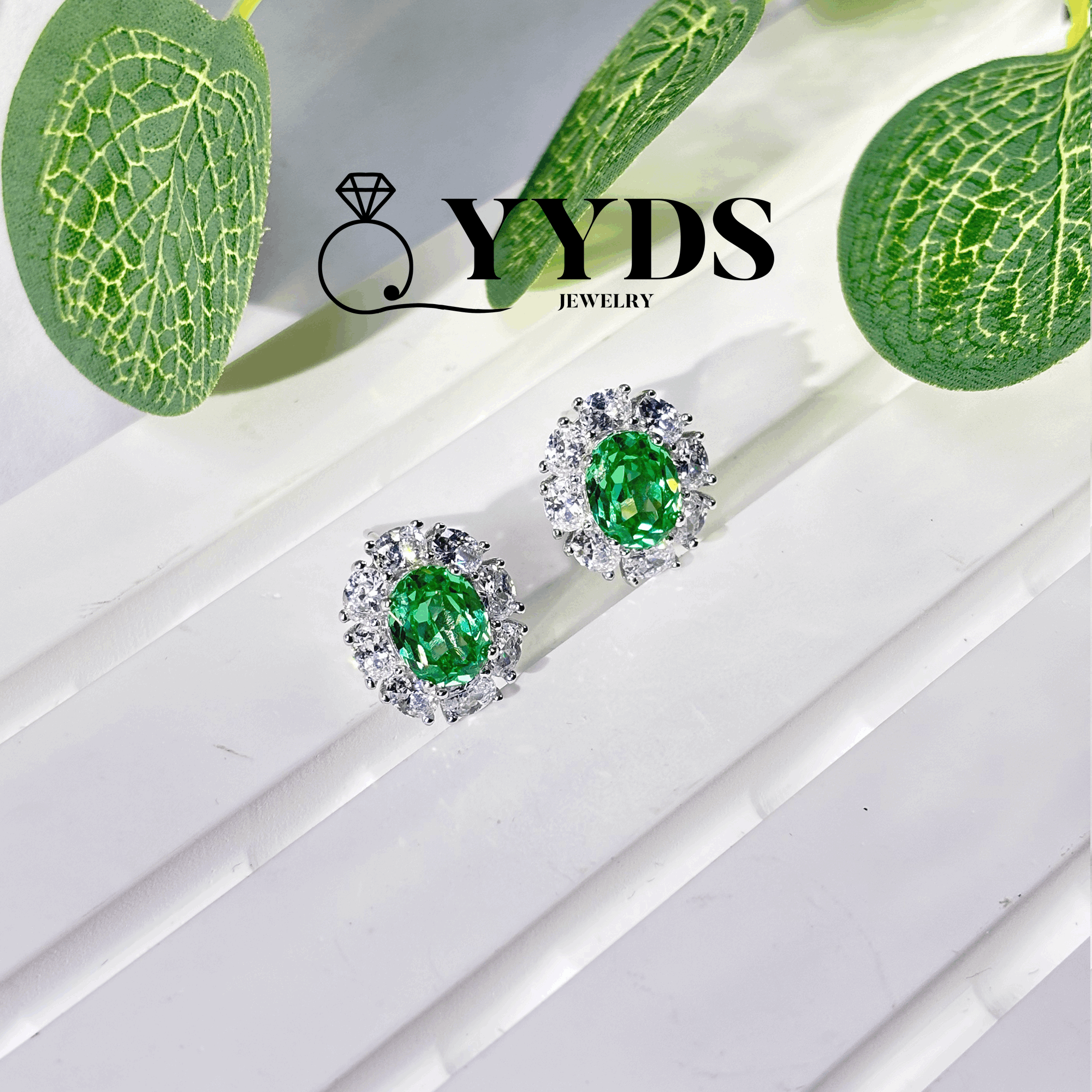 【#121】Cultured High Carbon Diamond Emerald Paraiba Green 2 Carat Stud Earrings