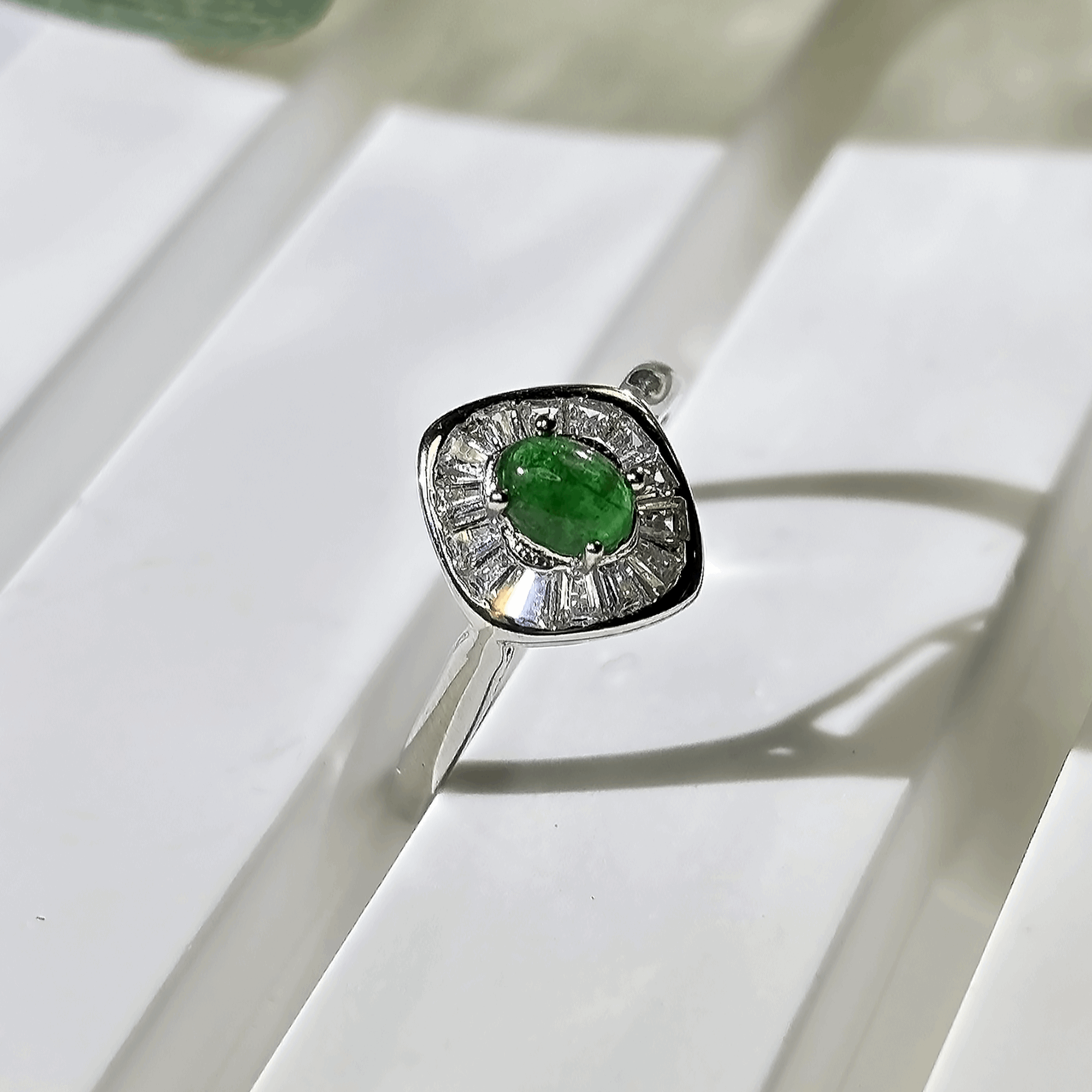 #127 Emerald ring in silver