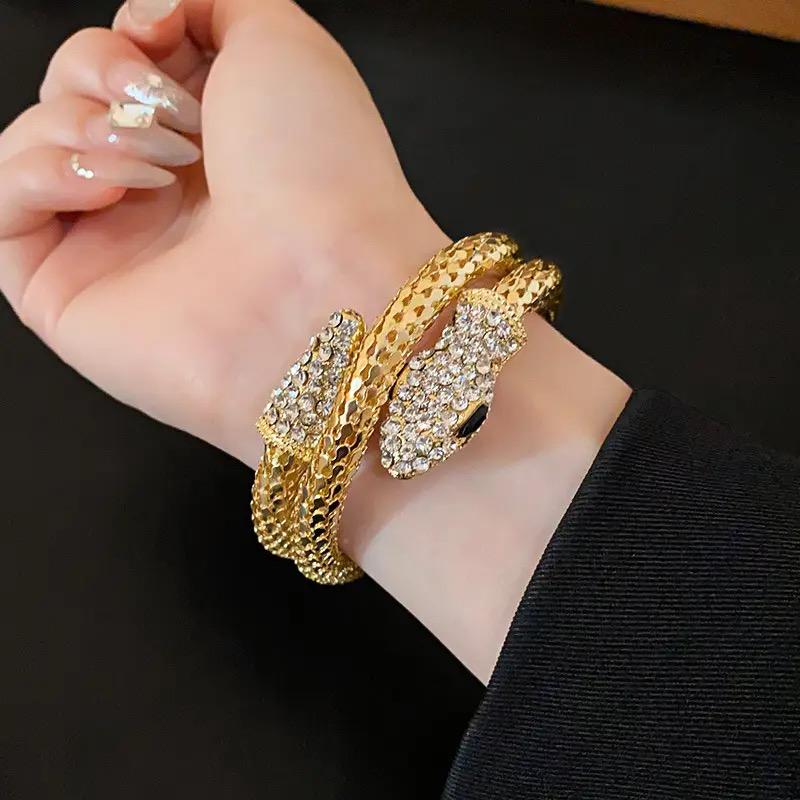 #AB140 Snakehead Style Bracelet Necklace for Women Synthetic Jewelry