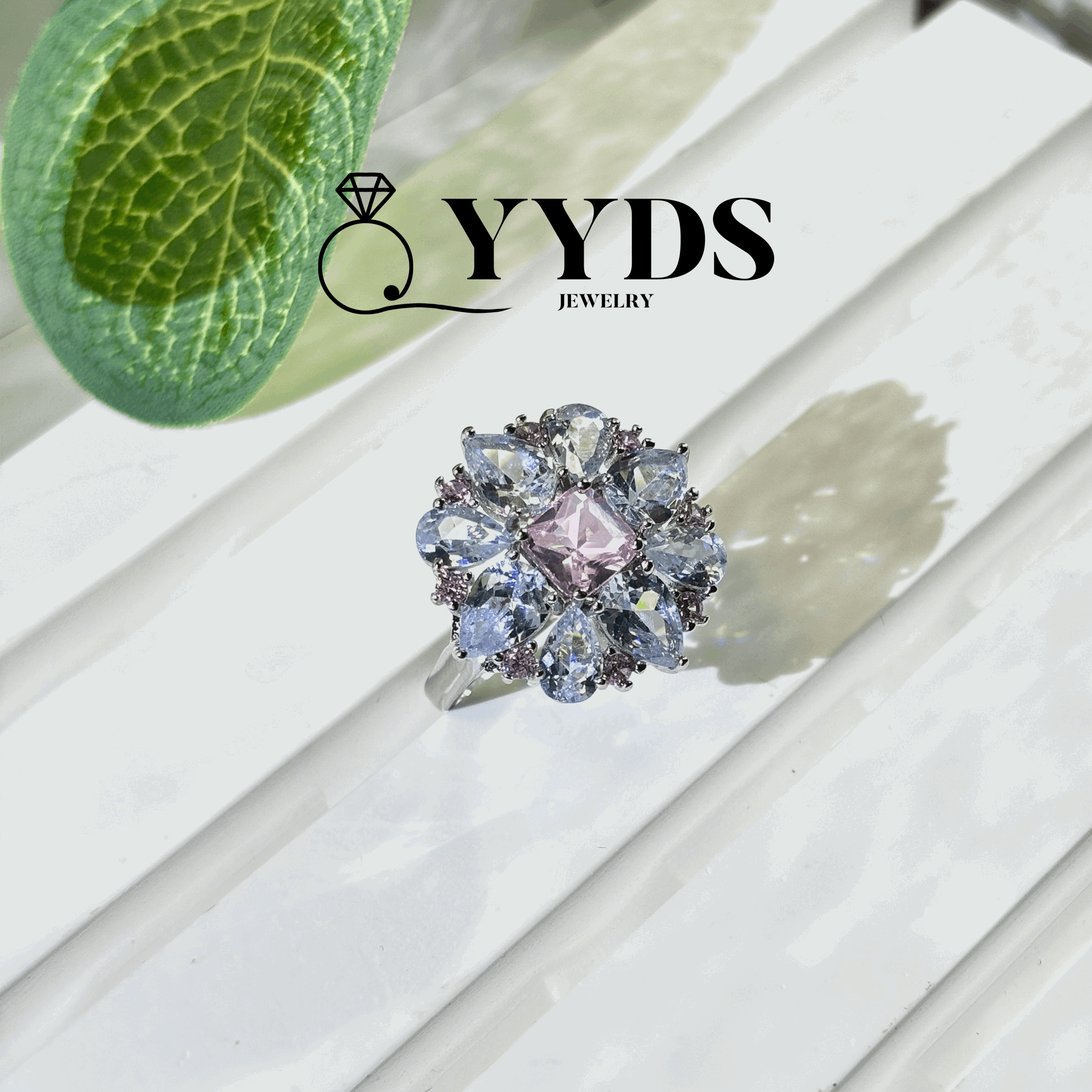 【#114】Cultured High Carbon Diamond Pink Quartz Zirconia Ring