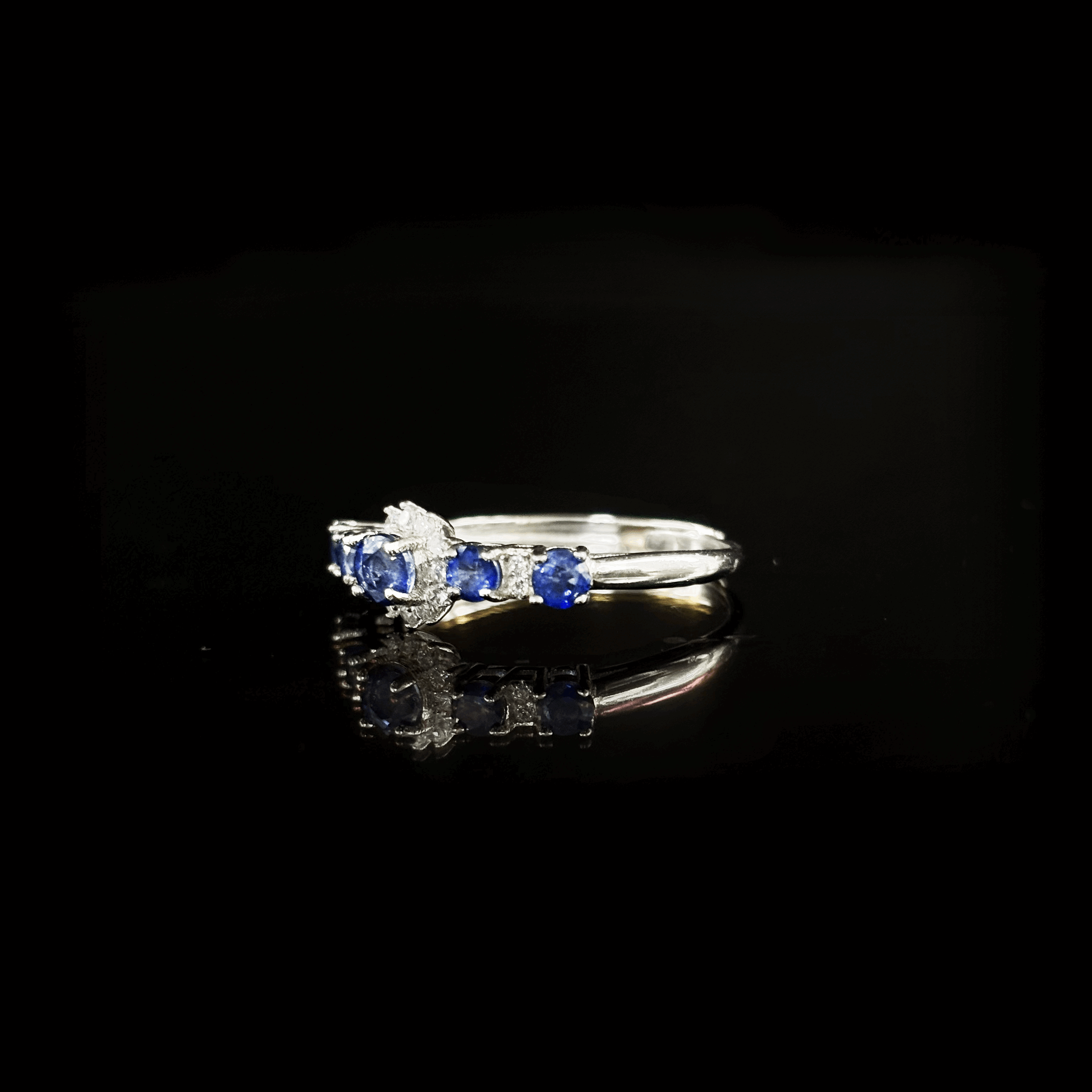 #AB008 Sapphire and silver ring