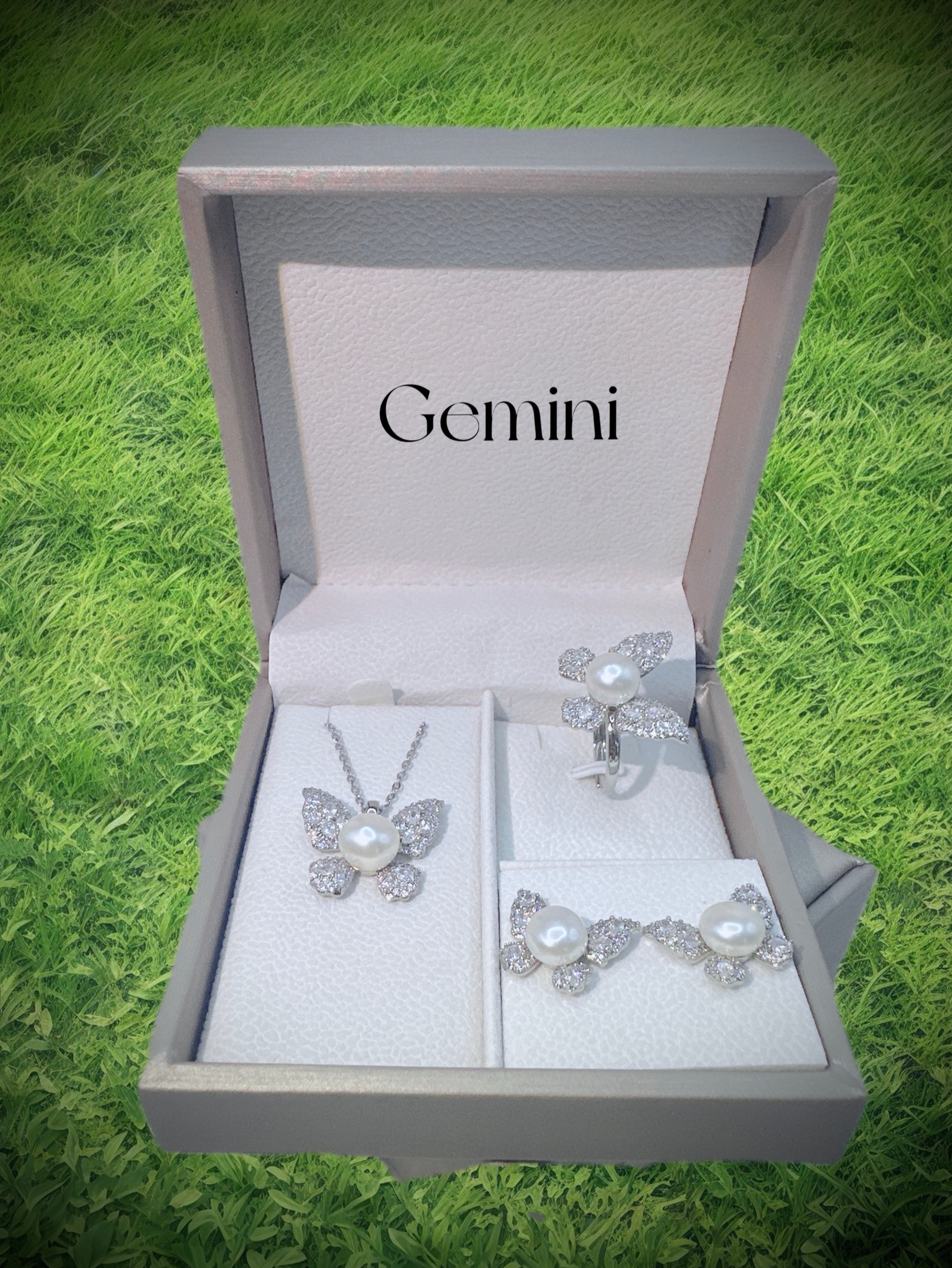 #AB079 Gemini Lucky Stone Pearl Set