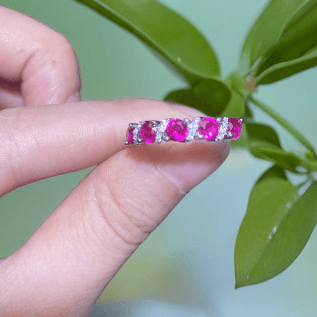 #AB061 Cultivated Diamond Pigeon Blood Red 1.25ct Ring